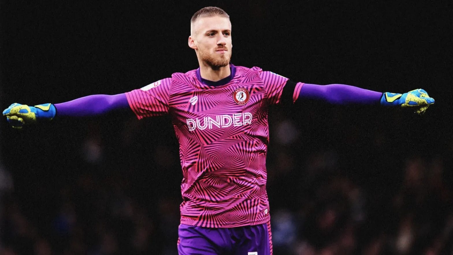 "Arsenal Set to Shake Up Goalkeeper Roster: Dan Bentley Targeted as Ramsdale Replacement" 1 Goal HIC LinkedIn 6