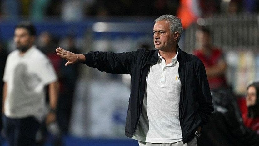 Jose Mourinho Takes a Jab at Galatasaray After Fenerbahçe’s Victory: Controversial Remarks! ‘Only They in Turkey…’ 1 829x469 fenerbahce haberleri jose mourinho turk futbolunda kolay mac yok 1725038716711