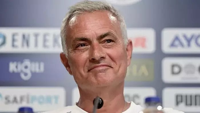 Mourinho Signals Transfer: Fenerbahçe Targets Scott McTominay and Sofyan Amrabat in Summer Swoop 1 ImportedPhoto.745502820.834705