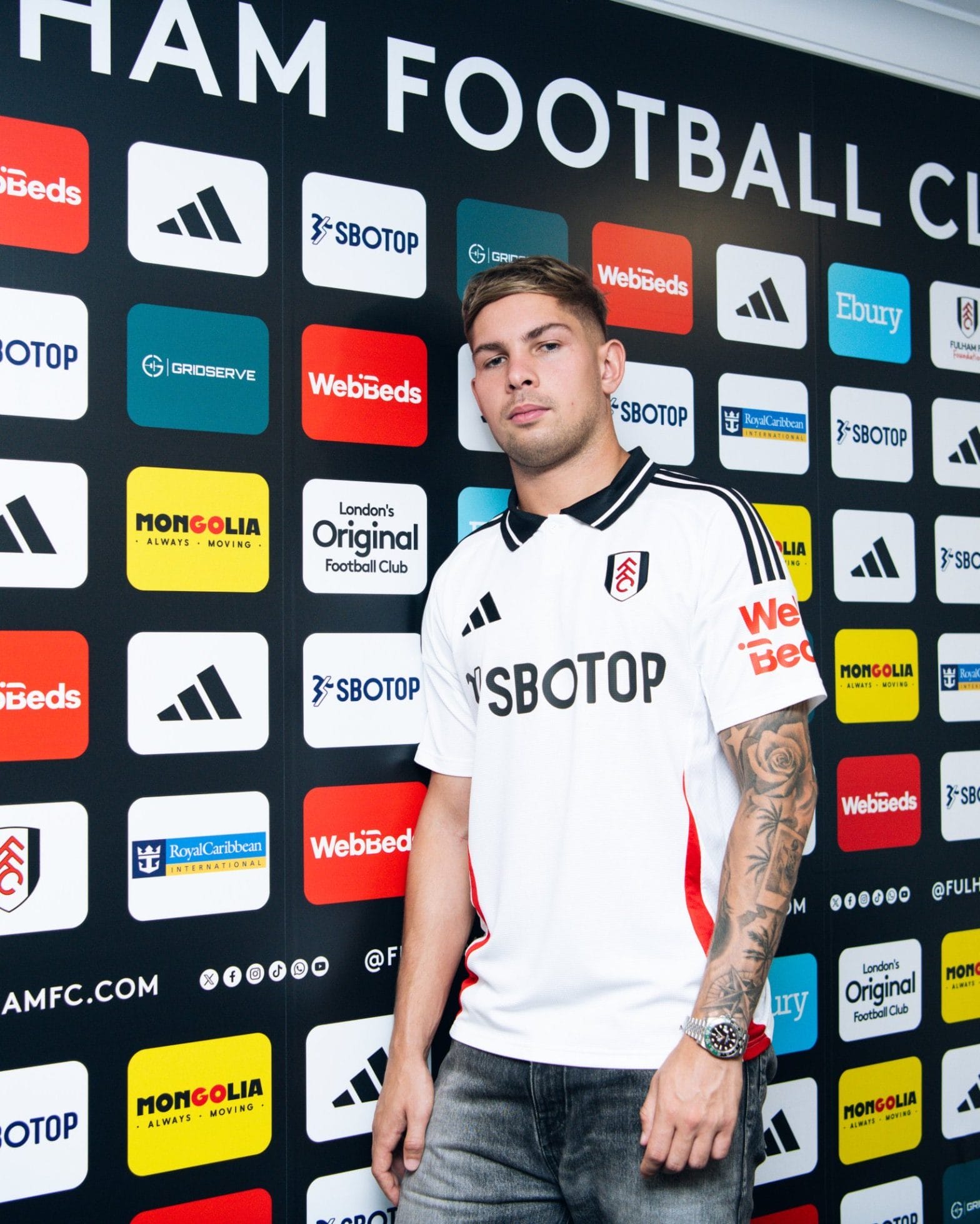 "Emile Smith Rowe Joins Fulham in Record £34 Million Transfer from Arsenal" 1 OCPhoto.744305244.119631 1