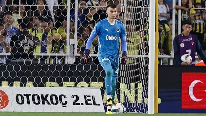 Dominik Livakovic Builds a Wall for Fenerbahçe! 1 WhatsApp Gorsel 2024 08 31 saat 08.58.40 419d0413