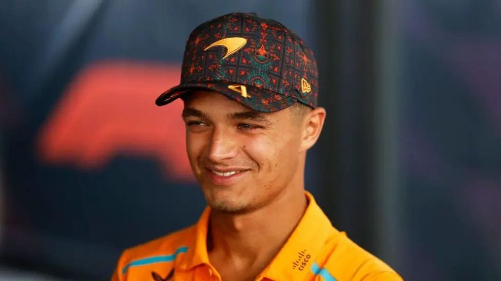 Norris says he's 'not quite at Verstappen's level' 1 002 1