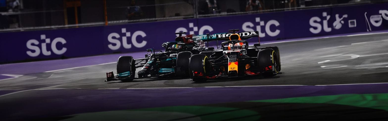 Hamilton: “I Experienced What Norris Went Through with Verstappen in 2021” 1 10 21