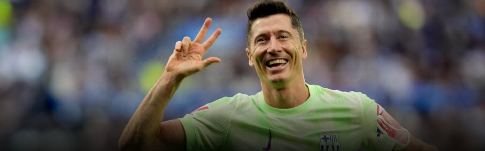 Lewandowski hat-trick restores Barca lead at top of La Liga 1 6 2