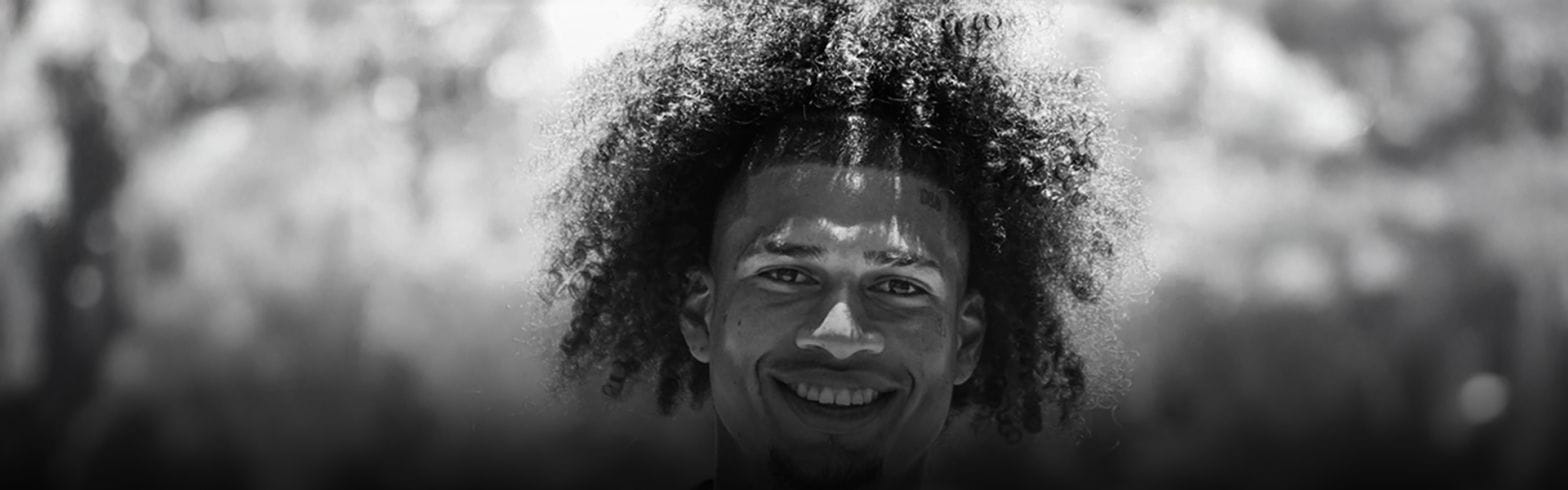 Ecuadorian international footballer Marco Angulo dies in car accident 1 16 11