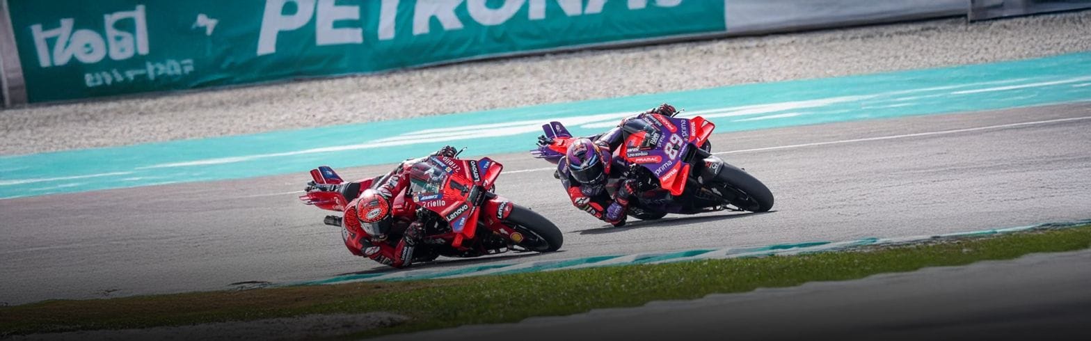 Martin: "I'm fighting 'against the world' for the championship" 1 20 8