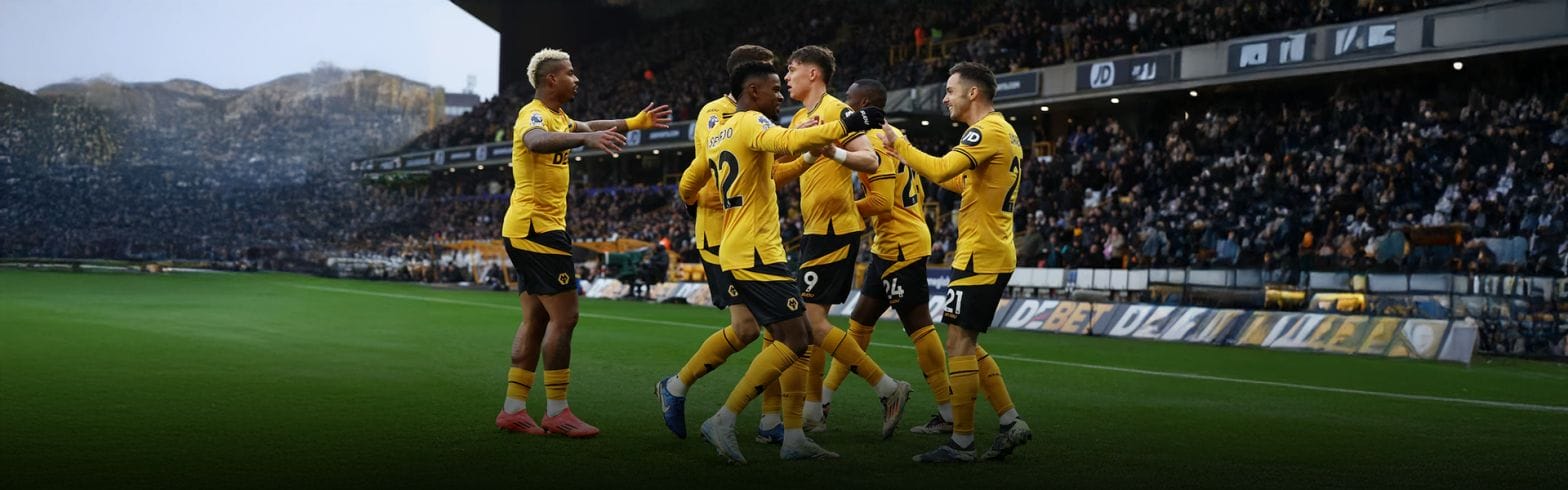 Wolves bare teeth and sink Southampton for first win 1 59 1