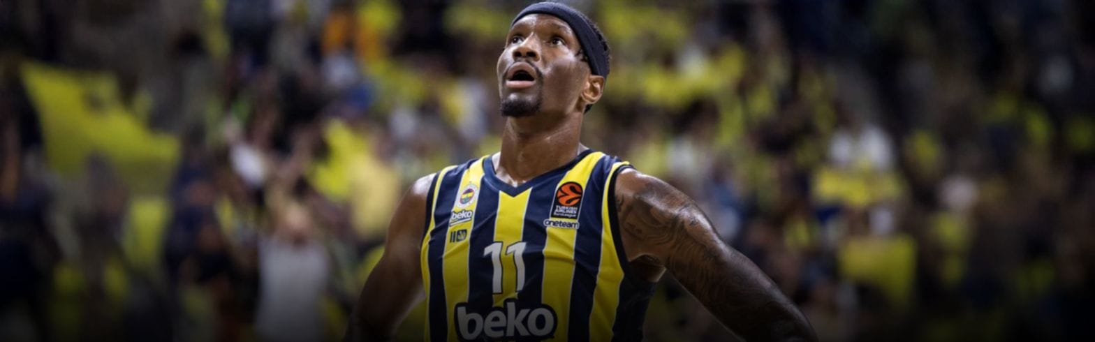 Nigel Hayes-Davis: "No Joy in European Basketball" 1 79