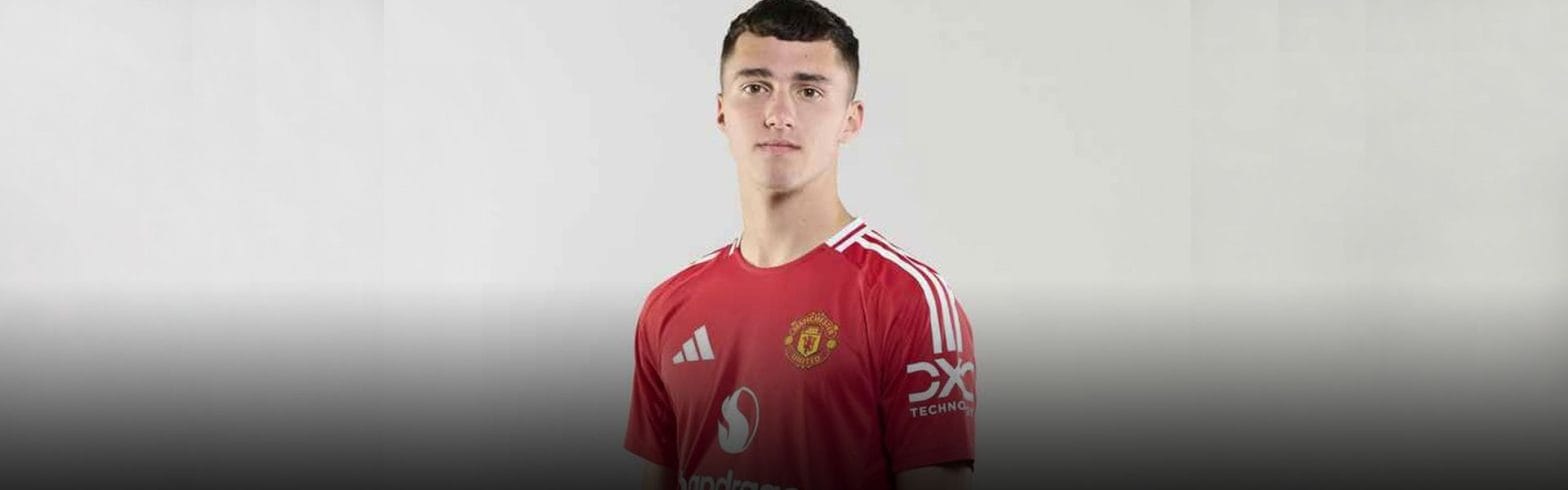Man Utd Staff 'Perplexed' as James Scanlon's Promotion is Delayed 1 James Scanlon