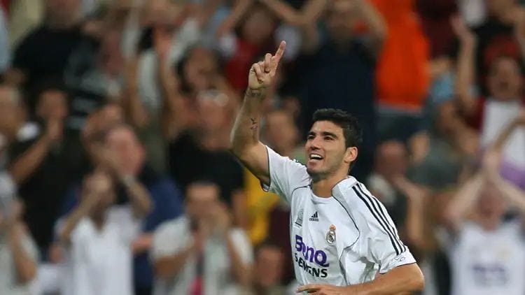 Son of Sevilla Legend Jose Antonio Reyes Joins Real Madrid First-Team Training 2 Resim 1