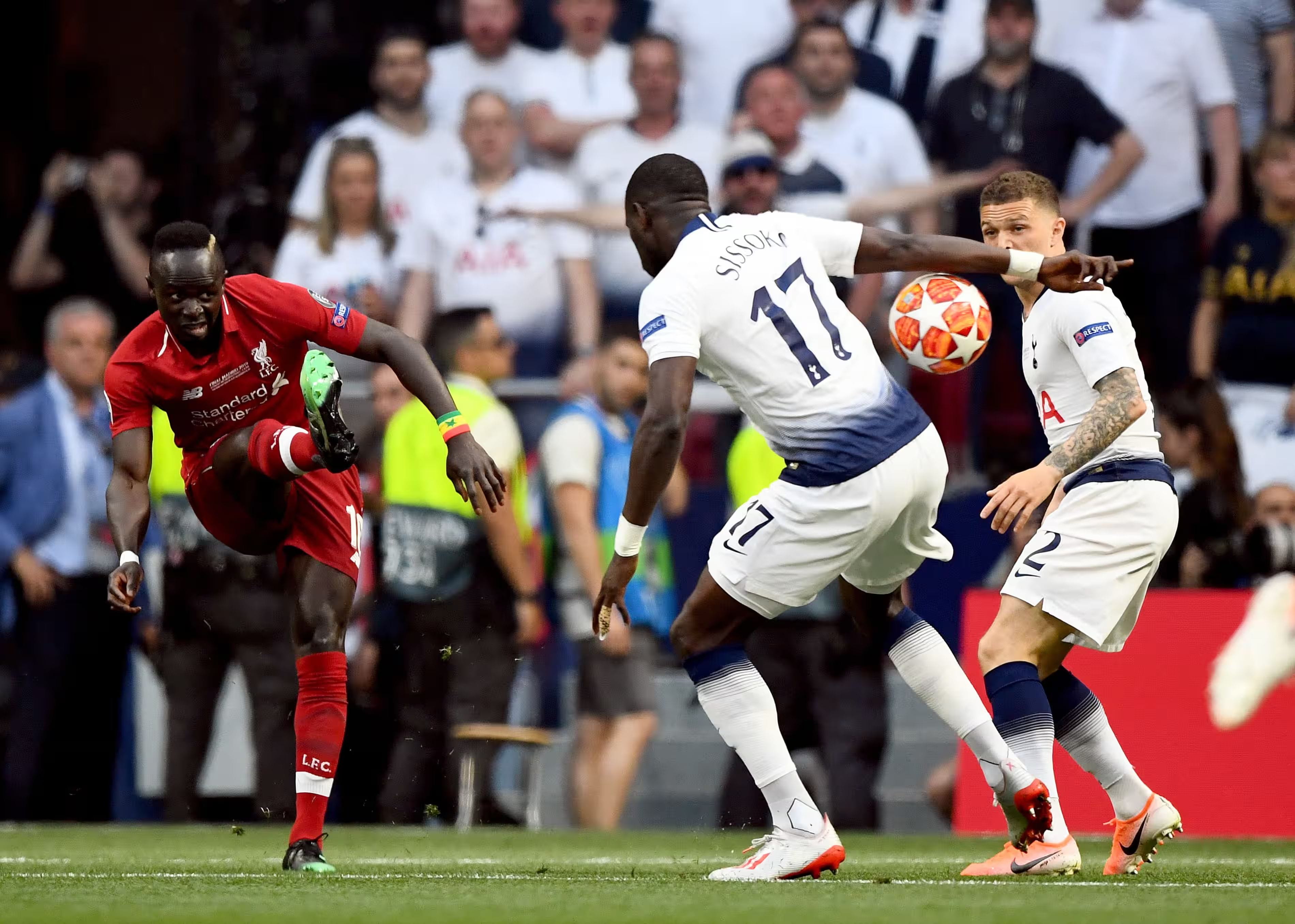 Hugo Lloris: how the gift of a luxury watch made me realise Spurs would accept second best 2 image 122