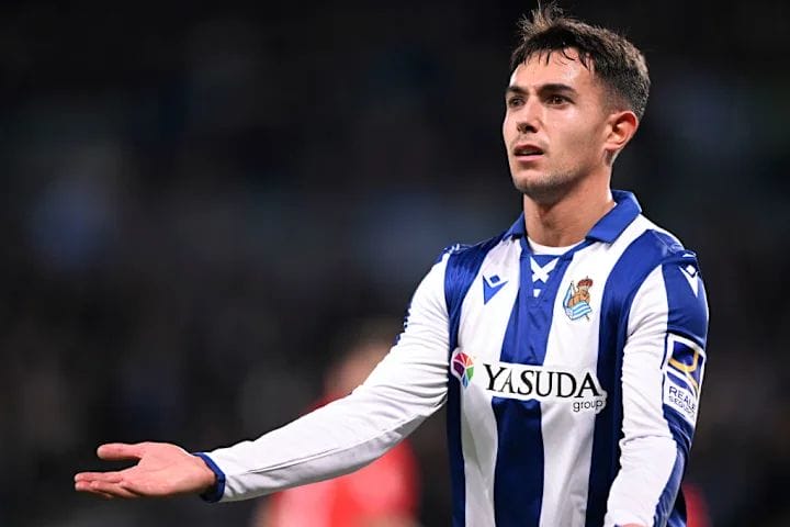Football transfer rumours: Man Utd target Danilo; Barcelona make Alexander-Arnold decision 2 image 205