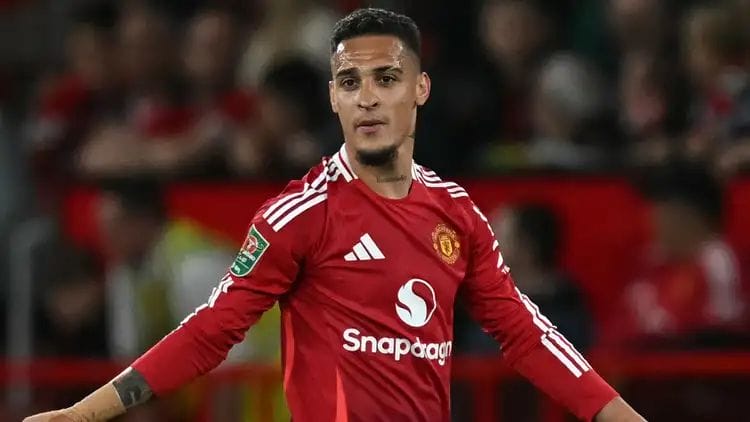 Antony as Wing-Back? Ruben Amorim Shakes Things Up at Manchester United 2 image 453