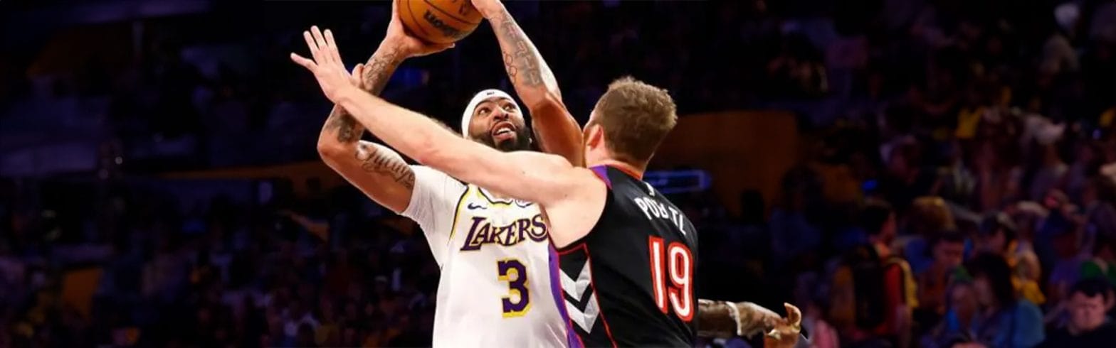 Davis and LeBron James help Lakers beat raptors 1 king3 8