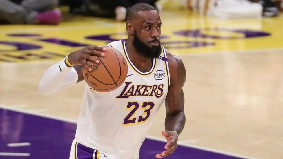James returns in Lakers' win against Memphis 1 LeBron James is in his 22nd season in the NBA