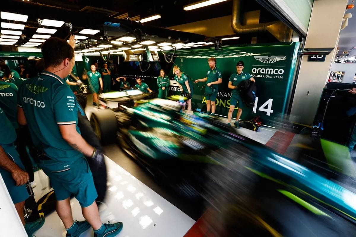 The old-school F1 obsession that Aston Martin is having to shake off 1 Fernando Alonso, Aston Martin AMR24, leaves the garage