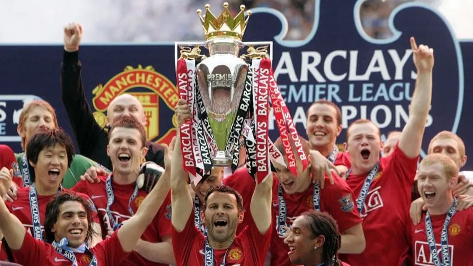 How Sir Alex Ferguson Built His Last Great Manchester United Side 3 Ryan Giggs was a mainstay of United's squad for over 20 years