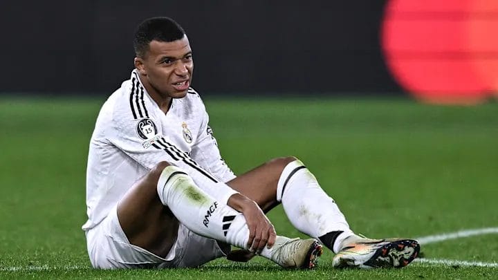 Mbappe scores landmark goal as Real Madrid triumph Atalanta 2 - 3 Real Madrid 3 Mbappe added to Real Madrid's injury concerns this season