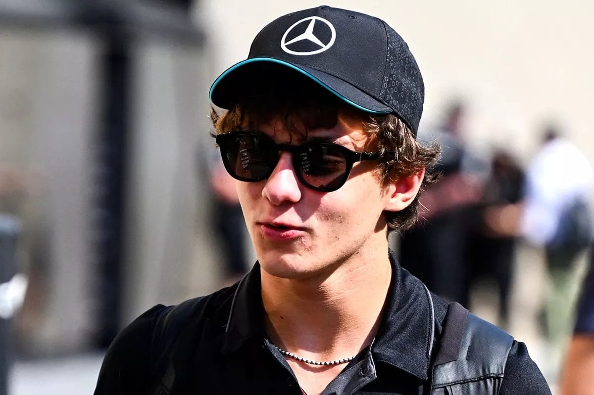 Kimi Antonelli Mercedes 2025 Debut: A New Era for Mercedes F1 1 andrea kimi antonelli reserve