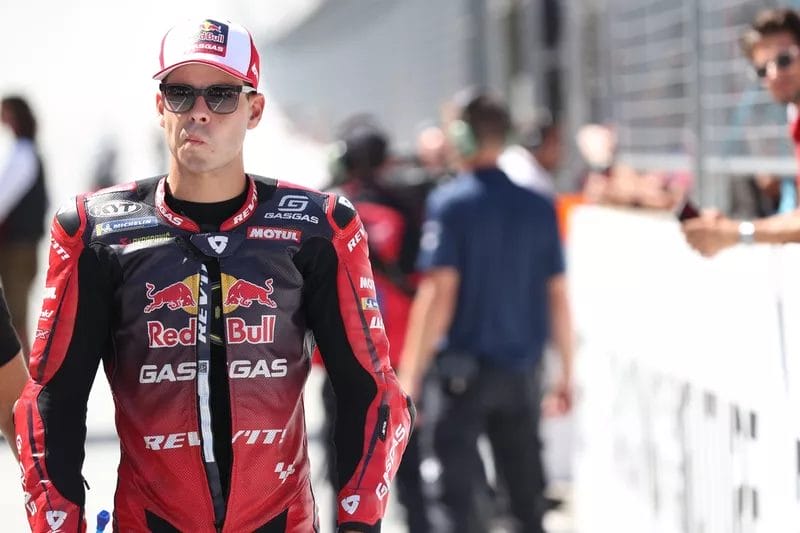 augusto fernandez red bull gas