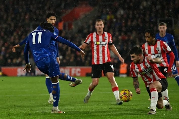 Noni Madueke Responds to Enzo Maresca's Training Criticism After Southampton Win 2 image 3 19