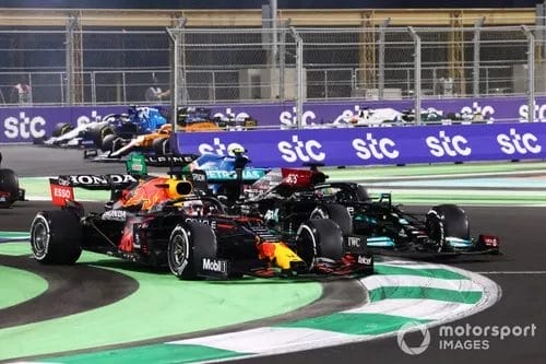 Russell: 'Verstappen Threatened Me, Drivers Are Being Bullied by Him' – Reflecting on Qatar Grand Prix Incident 2 image 3 3