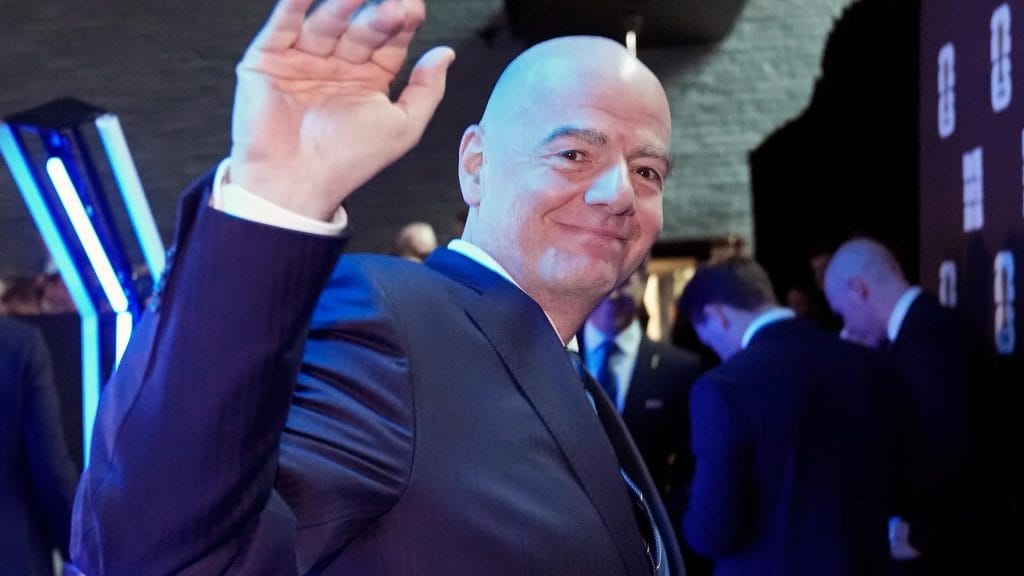 FIFA 'Sincerely Regrets' Ukraine Map Error at Draw for 2026 World Cup 2 image 30 3