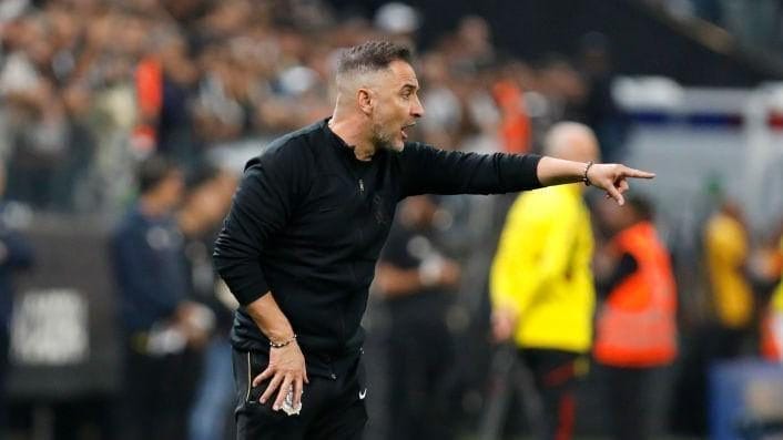Wolves FC Appoint Ex-Porto Boss Pereira: The Right Decision? 4 image 44 14