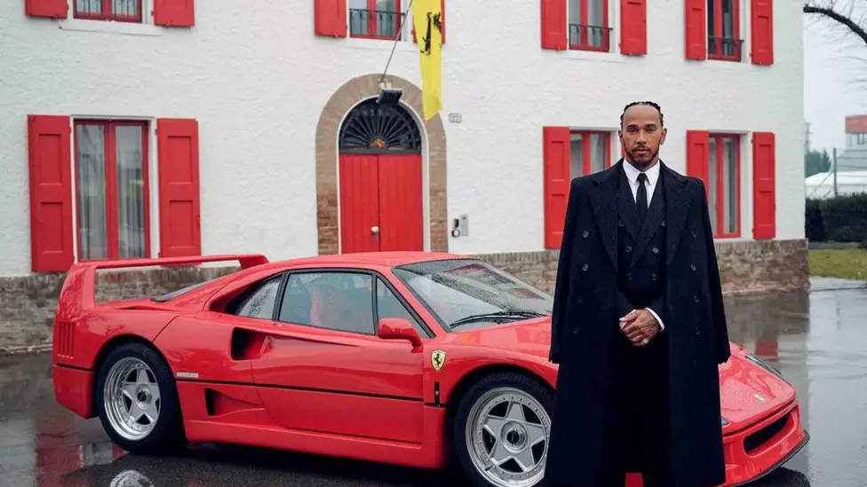 Hamilton Begins Ferrari Era: "A Dream Realized" 1 007 7