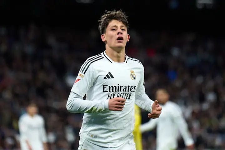 Football Transfer Rumours: Manchester United Consider Grealish; Chelsea Reignite Darwin Nunez Interest 2 image 40 22
