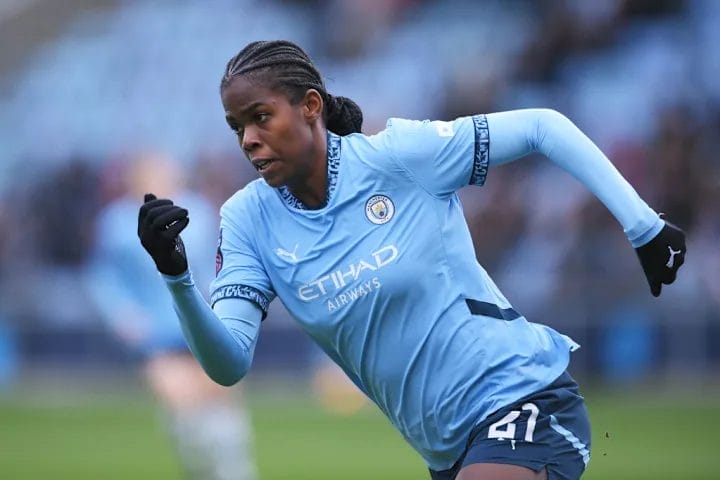 Gareth Taylor Firm on Chloe Kelly's Manchester City Future Amid Manchester United Rumours 2 image 40 38