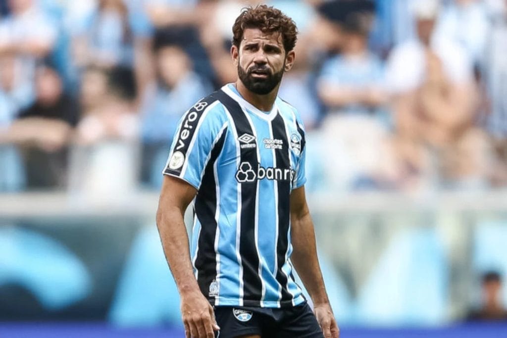 6 Free Agent Strikers Arsenal Could Sign After Kai Havertz Injury 5 Diego Costa has history in English football / Pedro H. Tesch/GettyImages