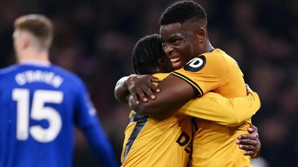 Munetsi edges Wolwes closer to safety 1-1 1 Marshall Munetsi a marqué son premier but avec les Wolves