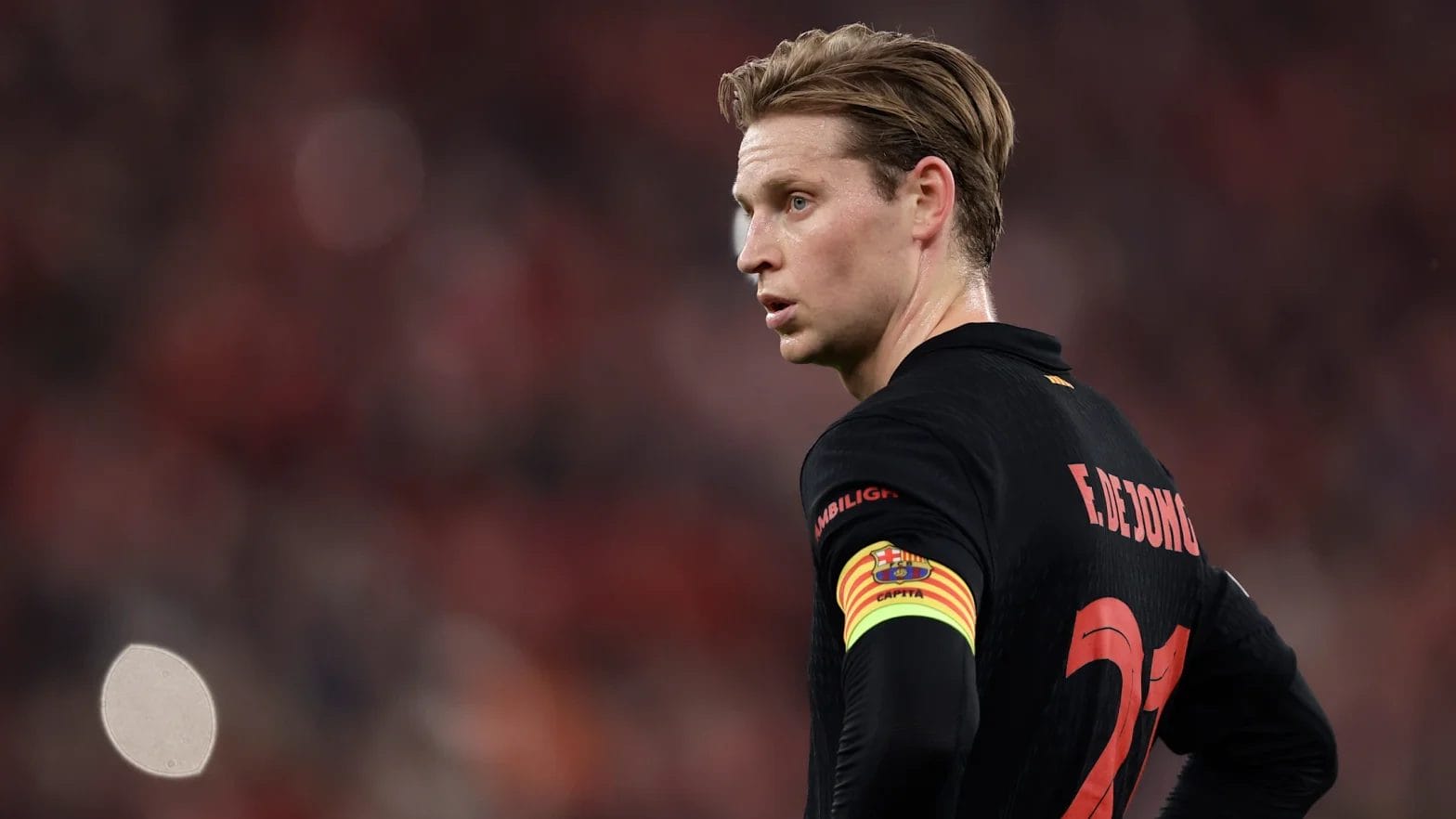 Frenkie de Jong Contract: Details Emerge Over Fresh Barcelona Talks 1 Frenkie de Jong is edging towards Barcelona stay / Soccrates Images/GettyImages