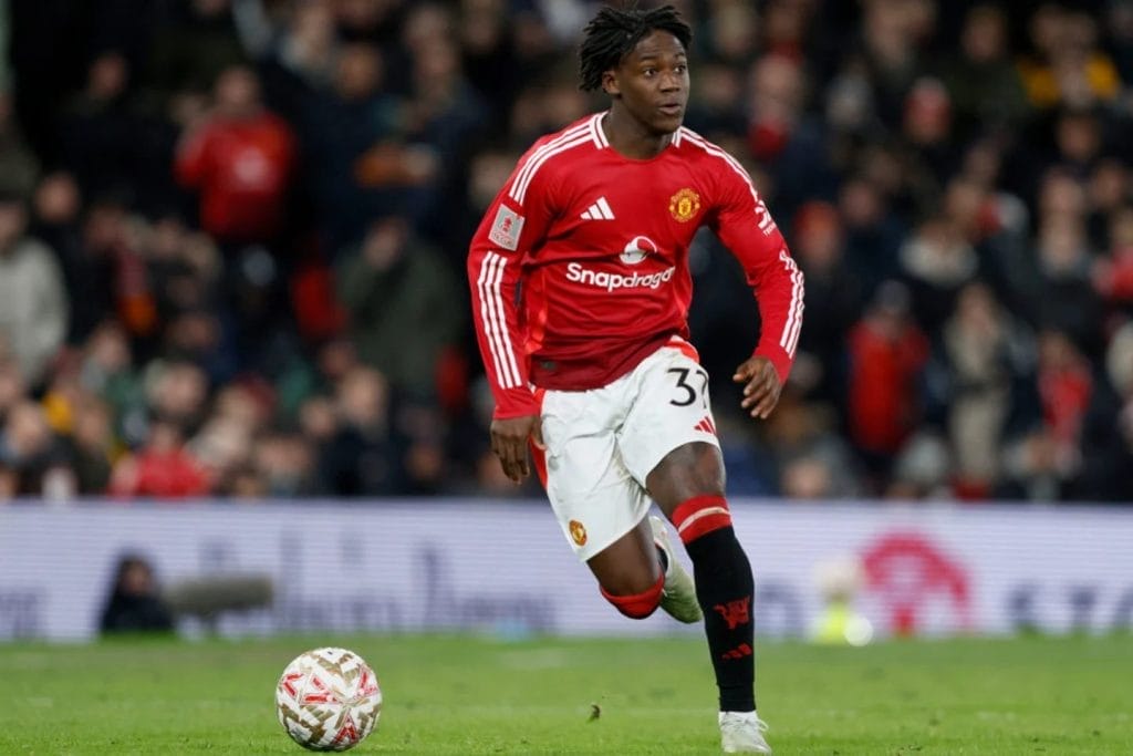 Football Transfer Rumours: Liverpool's Record Bid for Isak, Manchester United Battle for Frimpong 2 Mainoo's future remains unclear / Richard Sellers/Allstar/GettyImages