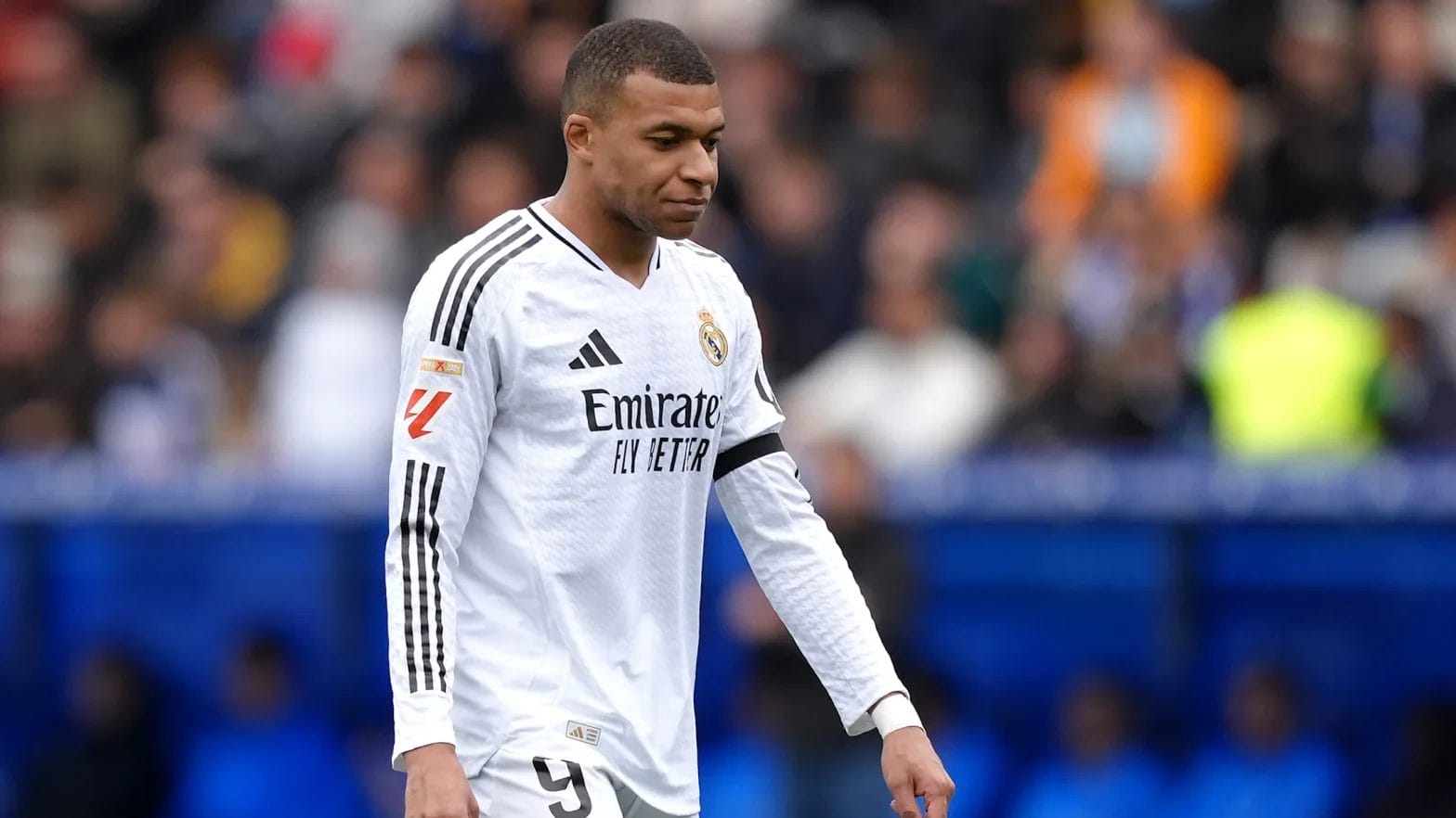 Kylian Mbappé’s Red Card: How Long Will He Be Suspended After the Horror Tackle Against Alavés? 1 Kylian Mbappe was sent off against Alaves at the weekend / Juan Manuel Serrano Arce/GettyImages