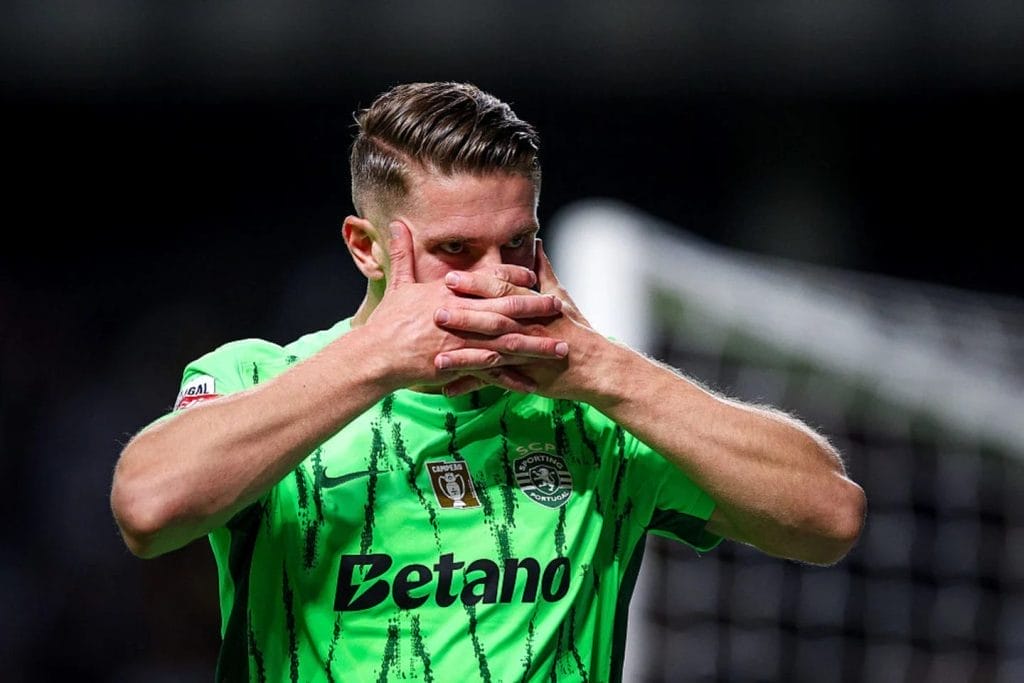 Football Transfer Rumours: Man Utd's €150m Rodrygo Bid; Saka Makes Arsenal Contract Decision 2 Gyokeres is wanted by Man Utd / Diogo Cardoso/GettyImages
