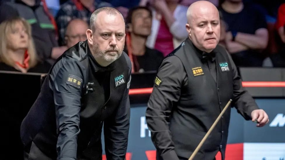 Ronnie O'Sullivan Pulls Ahead in Crucible Clash Against Si Jiahui