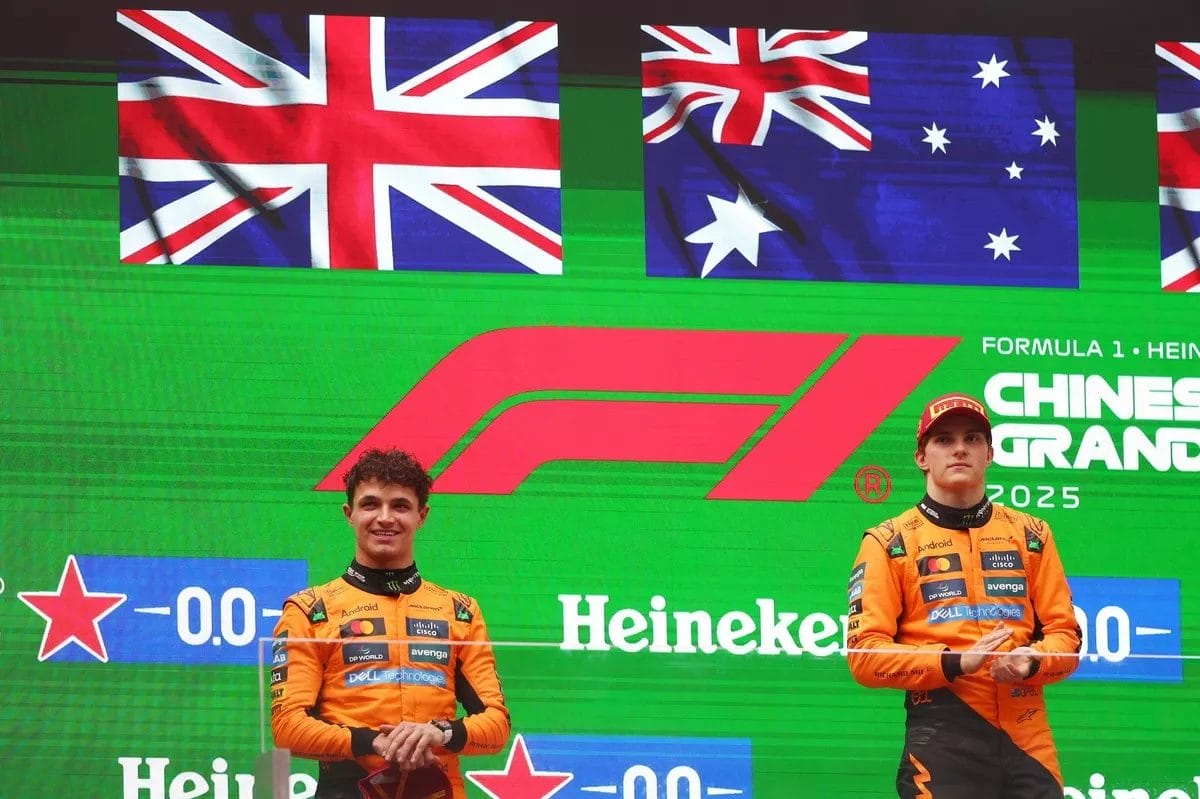 Villeneuve: "McLaren Won’t Prioritize Norris This Season" 1 Lando Norris, McLaren, Oscar Piastri, McLaren