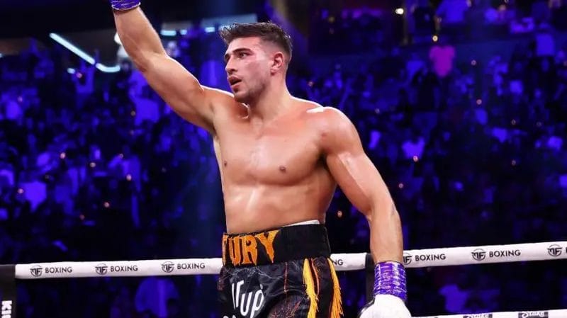 Tommy Fury improved his unbeaten record 11-0