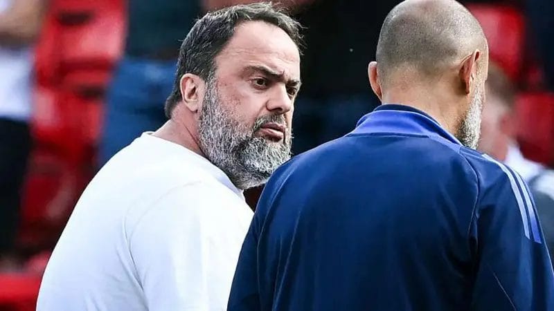 'A winner, imposing, controversial' - who is Forest owner Marinakis? 1 Nottingham Forest owner Evangelos Marinakis has words for manager Nuno Espirito Santo after Saturday's 2-2 draw with Leicester