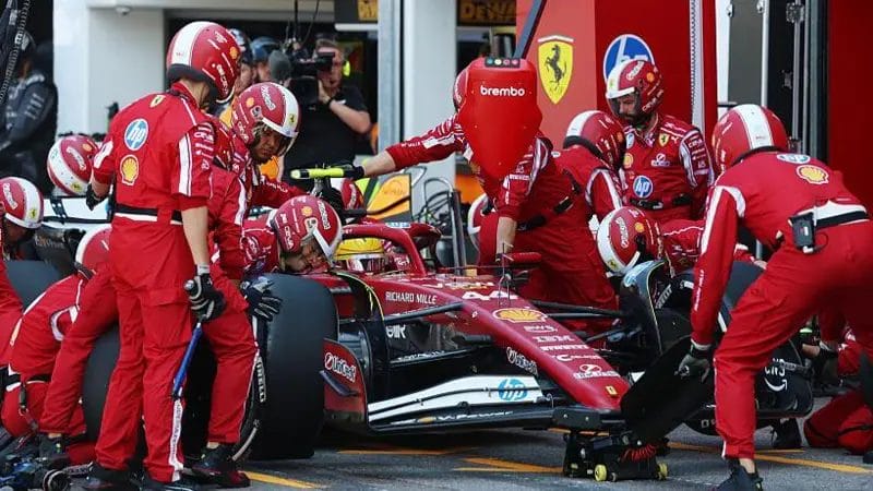 Lewis Hamilton started the race in seventh and finished in fifth