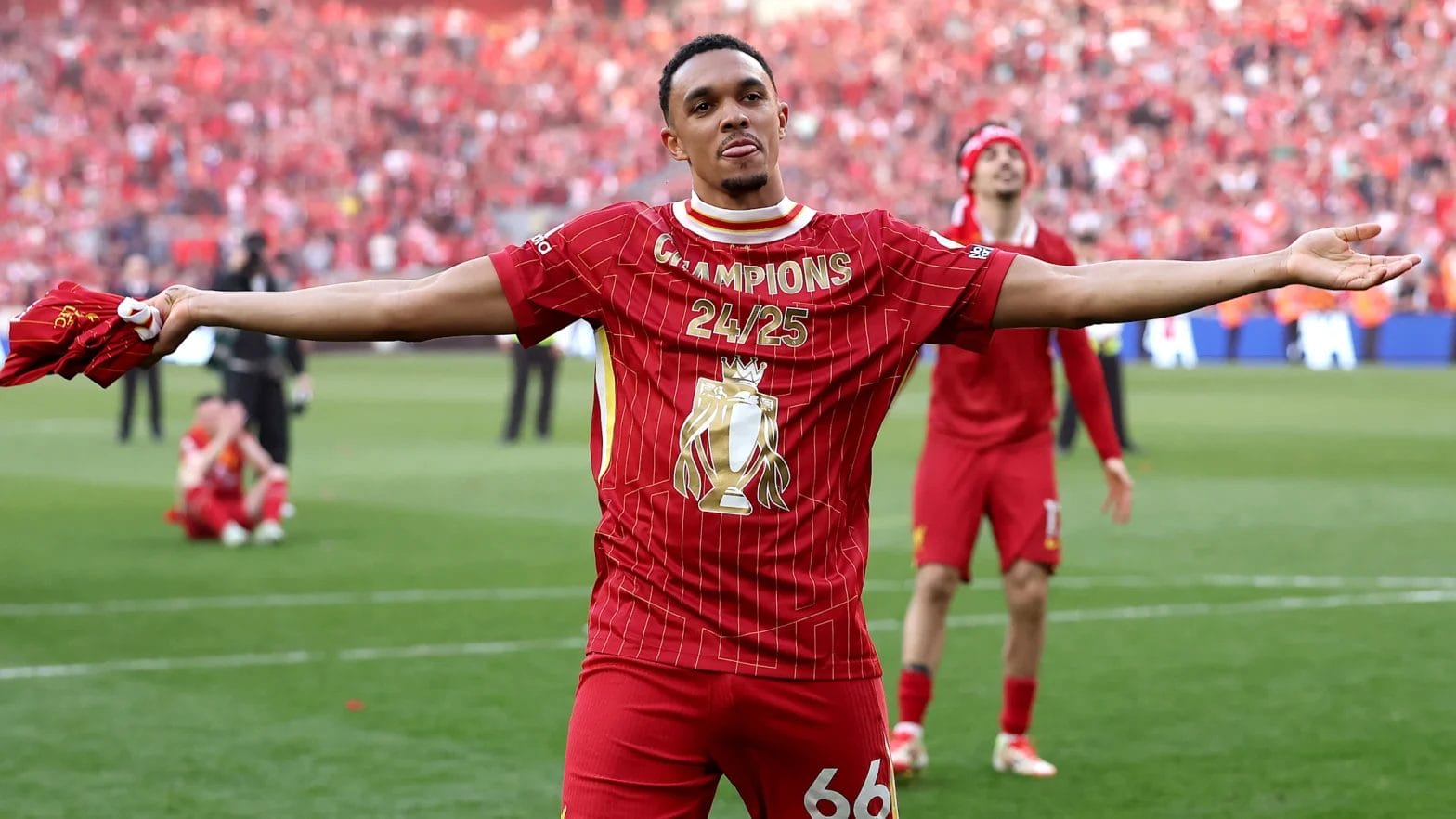 How Liverpool Failed to Agree New Trent Alexander-Arnold Contract Extension 1 Trent Alexander-Arnold has decided to leave Liverpool / Carl Recine/GettyImages
