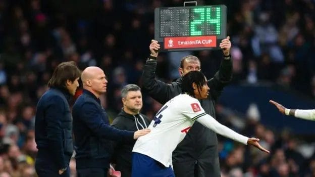 How Spence went from serial outcast to unlikely Spurs stalwart 4 Spence played 43 minutes across six appearances under Antonio Conte at Spurs in 2022-23 before being sent out on loan
