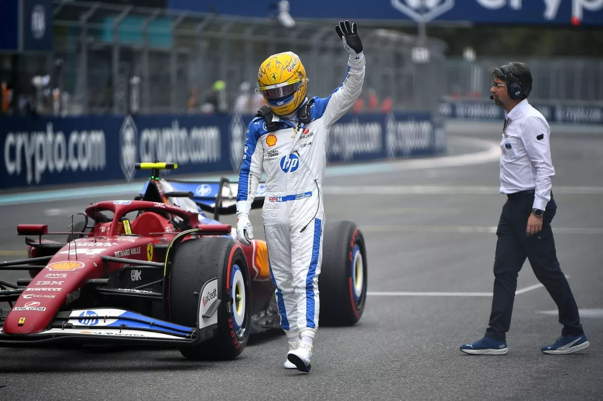 Lewis HamiltonFerrari