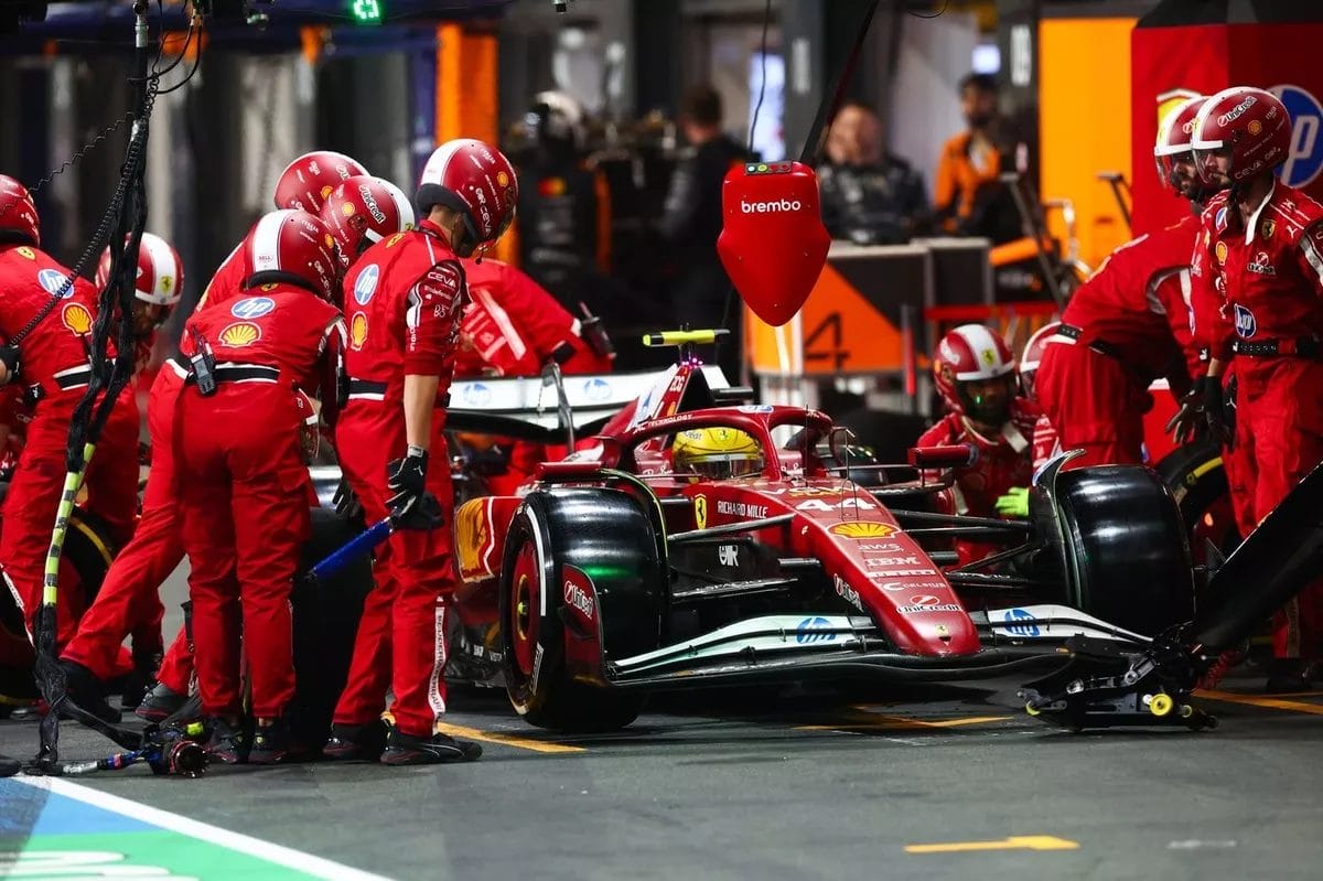 Lewis HamiltonFerrari